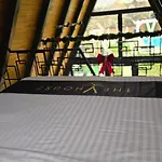 The V House Luxury A-frame With Private Pool * 比耶利纳