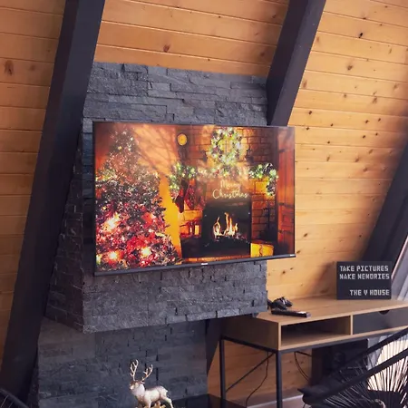 Holiday home The V House Luxury A-frame With Private Pool